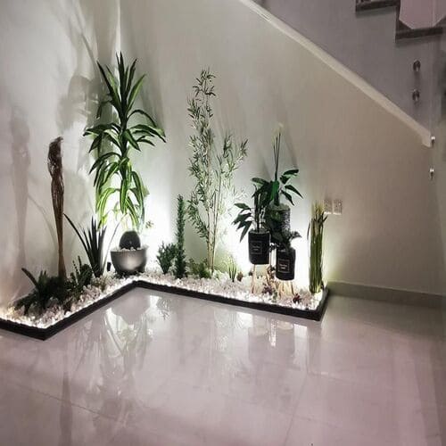 تحت الدرج (2)